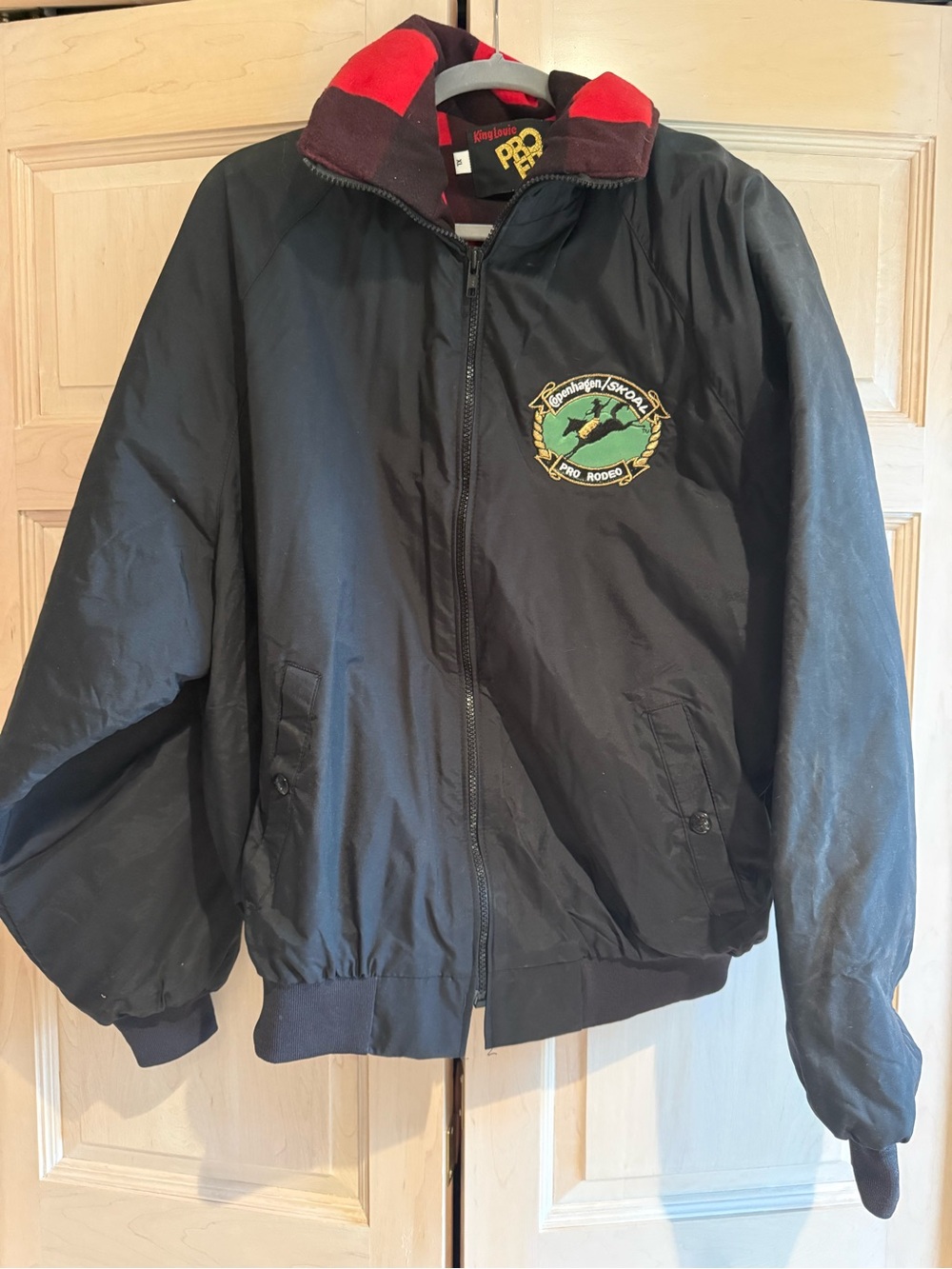 Vintage/Retro Pro Rodeo Team Black Bomber Jacket with Red Collar